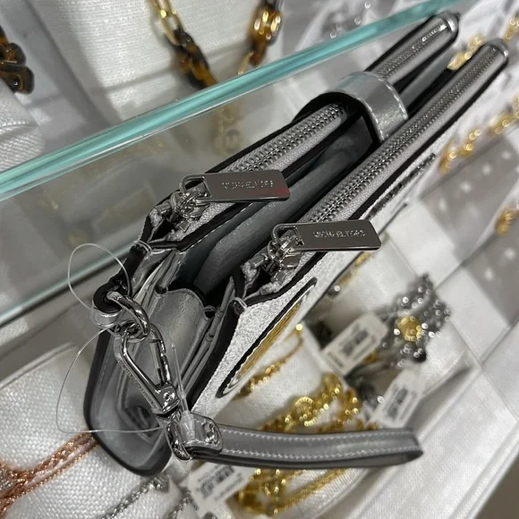 Michael Kors Jet Set Travel Large Embellished Signature Logo Wristlet Wallet Phn - Picture 4 of 16